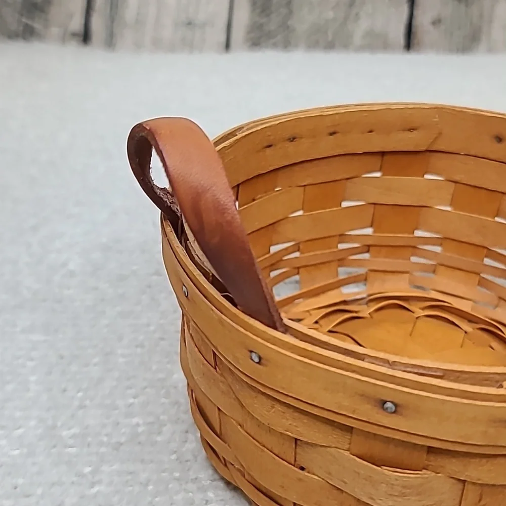 Longaberger Vintage 1999 Classic Button Basket 15407 with Divided 3-Way Insert